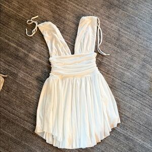 Super cute White Sleeveless Dress by Commense never worn with tag